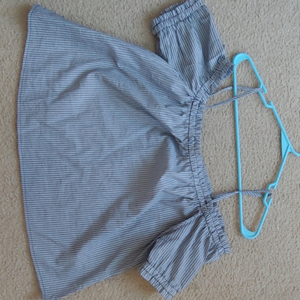 black and white off shoulder shirt